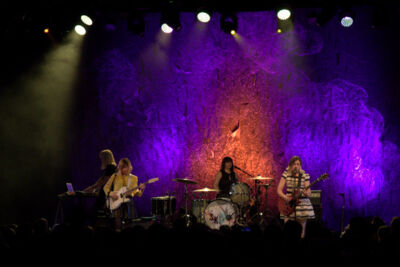 Sleater-Kinney @ TRIX, foto 13, foto's door Bart Baevegems - FrontView Magazine