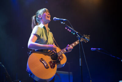 Katzenjammer @ Het Depot, picture 20, photographed by Gino Verhulst - FrontView Magazine