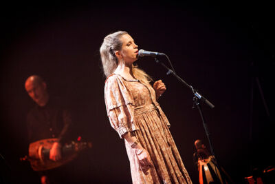 Laïs - 20 jaar @ Cultuurcentrum Hasselt, picture 4, photographed by Kristof Hayen - FrontView Magazine