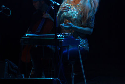 Maggie Björklund @ De Casino, picture 6, photographed by Bart Baevegems - FrontView Magazine