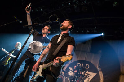 Fiddler's Green @ Paaspop 2015, picture 13, photographed by Dorien Goetschalckx - FrontView Magazine