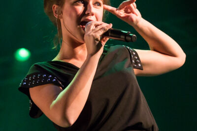 Selah Sue @ Paaspop 2015, picture 11, photographed by Dorien Goetschalckx - FrontView Magazine