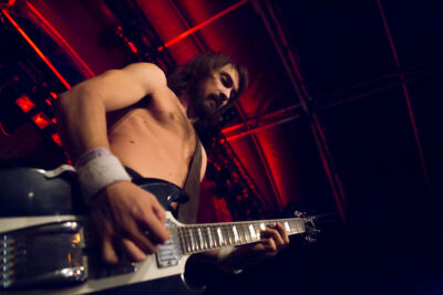 Truckfighters @ Paaspop 2015, foto 6, foto's door Dorien Goetschalckx - FrontView Magazine