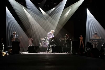 Baxter Dury @ Pias Nites 2015, picture 24, photographed by Edwin Houdevelt - FrontView Magazine