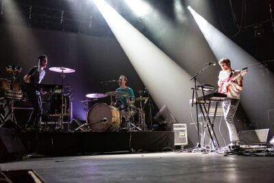 BRNS @ Pias Nites 2015, picture 16, photographed by Edwin Houdevelt - FrontView Magazine