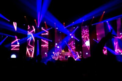 MNM Back to the 90’s & 00’s @ Sportpaleis, picture 10, photographed by Marc Verdonck - FrontView Magazine