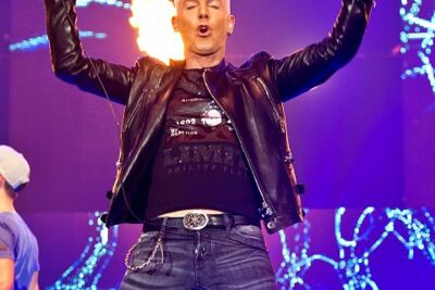 MNM Back to the 90’s & 00’s @ Sportpaleis, picture 56, photographed by Marc Verdonck - FrontView Magazine