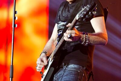 MNM Back to the 90’s & 00’s @ Sportpaleis, picture 71, photographed by Marc Verdonck - FrontView Magazine