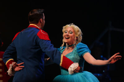 Première Assepoester De Sprookjesmusical @ Stadsschouwburg Antwerpen, foto 40, foto's door Bianca van Barneveld - FrontView Magazine