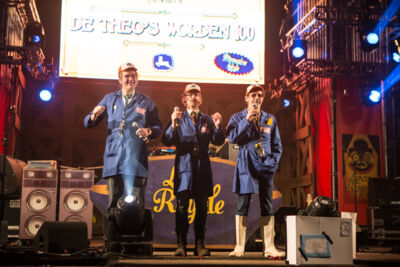 De Theo's @ Paaspop 2015, picture 8, photographed by Dorien Goetschalckx - FrontView Magazine