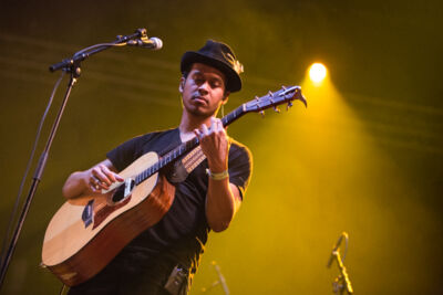 Dotan @ Paaspop 2015, foto 5, foto's door Dorien Goetschalckx - FrontView Magazine