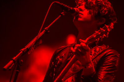 The Kooks @ Paaspop 2015, picture 2, photographed by Dorien Goetschalckx - FrontView Magazine