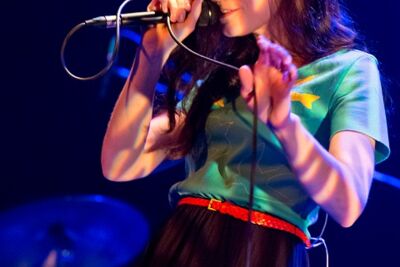Mon-o-Phone @ Bazaar, picture 5, photographed by Marc Verdonck - FrontView Magazine