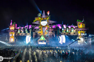 DayDream Festival 2015 @ Festivalpark Lommel, picture 189, photographed by Jordy Van Driessche - FrontView Magazine