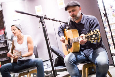 K's Choice @ Fnac Antwerpen, picture 8, photographed by Dorien Goetschalckx - FrontView Magazine