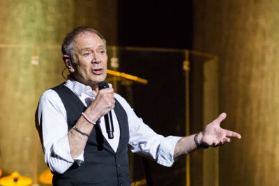 Rob de Nijs @ Capitole te Gent, picture 7, photographed by Guy Danneels - FrontView Magazine