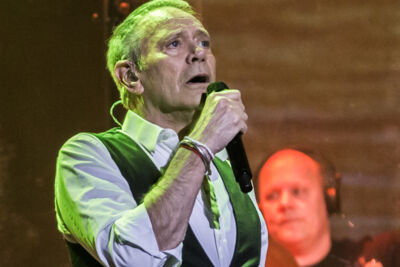 Rob de Nijs @ Capitole te Gent, picture 18, photographed by Guy Danneels - FrontView Magazine