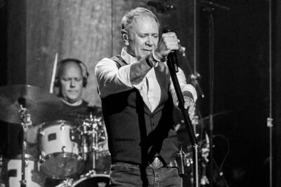 Rob de Nijs @ Capitole te Gent, picture 40, photographed by Guy Danneels - FrontView Magazine