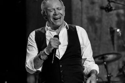 Rob de Nijs @ Capitole te Gent, picture 73, photographed by Guy Danneels - FrontView Magazine