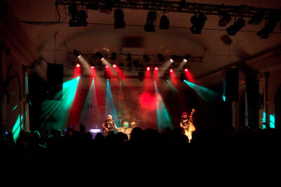 The Meteors @ De Casino, picture 4, photographed by Bart Baevegems - FrontView Magazine