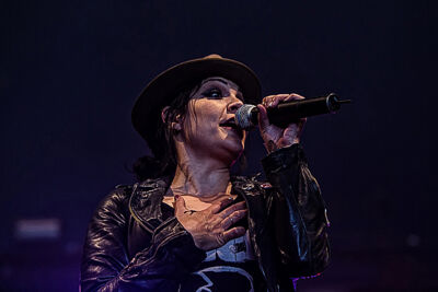 The Interrupters @ GroezRock 2015, picture 11, photographed by Edwin Houdevelt - FrontView Magazine