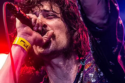 Turbowolf @ GroezRock 2015, picture 13, photographed by Edwin Houdevelt - FrontView Magazine