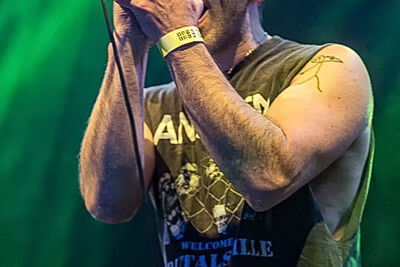 Satanic Surfers @ GroezRock 2015, picture 25, photographed by Edwin Houdevelt - FrontView Magazine