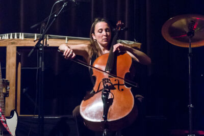 Spinvis @ De Casino St.-Niklaas, picture 3, photographed by Guy Danneels - FrontView Magazine