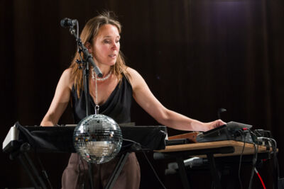 Spinvis @ De Casino St.-Niklaas, picture 54, photographed by Guy Danneels - FrontView Magazine