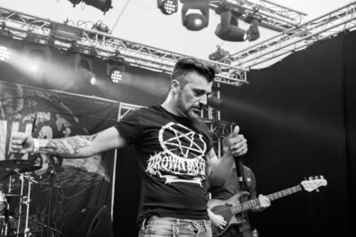 Crimson Falls @ Kastival 2015, picture 22, photographed by Erwin Evrard - FrontView Magazine