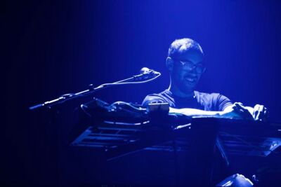 De Jeugd van Tegenwoordig @ AB, picture 11, photographed by Pascal Liagre - FrontView Magazine
