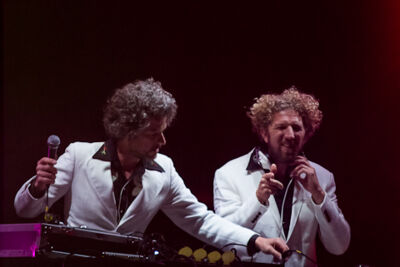 Bluesem @ Brasschaat, picture 80, photographed by Walter Grimm - FrontView Magazine