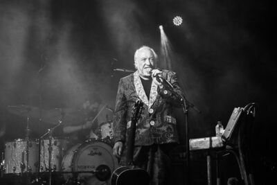 Urbanus & De Fanfaar @ Gladiolen 2015 Dag 2, foto 17, foto's door Guy Danneels - FrontView Magazine