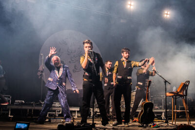 Urbanus & De Fanfaar @ Gladiolen 2015 Dag 2, foto 52, foto's door Guy Danneels - FrontView Magazine