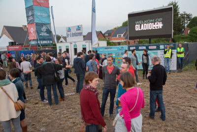 Sfeer & publiek @ Gladiolen 2015, picture 63, photographed by Guy Danneels - FrontView Magazine
