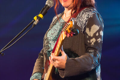 Carolyn Wonderland @ Duvelblues, picture 1, photographed by Marc Verdonck - FrontView Magazine