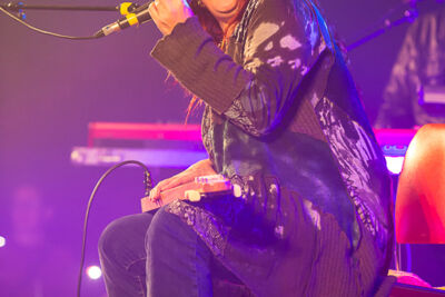 Carolyn Wonderland @ Duvelblues, picture 25, photographed by Marc Verdonck - FrontView Magazine