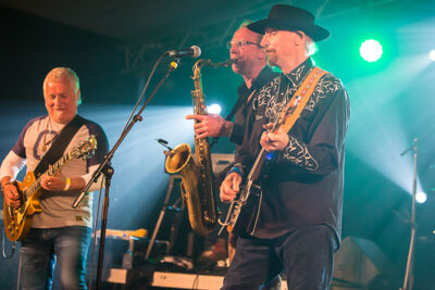 Chris Daniels & The Kings feat. Freddi Gowdy – J.R.Band @ Duvelblues, picture 6, photographed by Marc Verdonck - FrontView Magazine