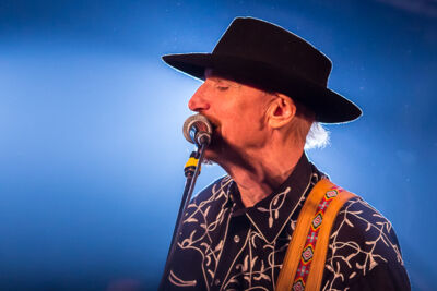 Chris Daniels & The Kings feat. Freddi Gowdy – J.R.Band @ Duvelblues, picture 13, photographed by Marc Verdonck - FrontView Magazine