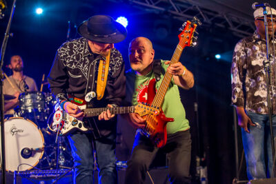 Chris Daniels & The Kings feat. Freddi Gowdy – J.R.Band @ Duvelblues, picture 41, photographed by Marc Verdonck - FrontView Magazine