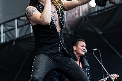 Kissin’ Dynamite @ Rock Im Revier 2015, foto 13, foto's door Edwin Houdevelt - FrontView Magazine