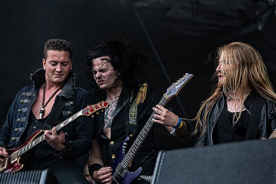 Kissin’ Dynamite @ Rock Im Revier 2015, foto 35, foto's door Edwin Houdevelt - FrontView Magazine