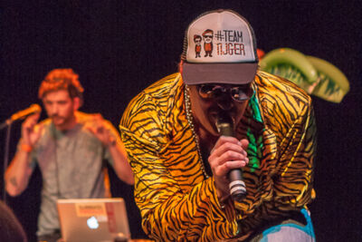 Release Party Slongs Dievanongs @ De Studio, picture 1, photographed by Alex Wyckmans - FrontView Magazine