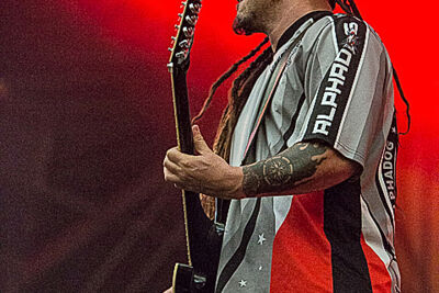 Five Finger Death Punch @ Rock Im Revier 2015, foto 30, foto's door Edwin Houdevelt - FrontView Magazine
