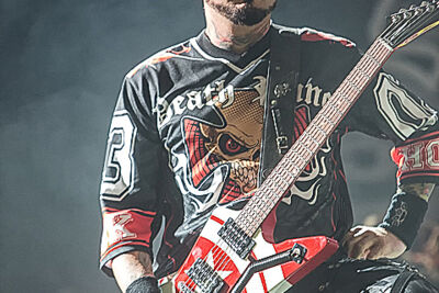 Five Finger Death Punch @ Rock Im Revier 2015, foto 42, foto's door Edwin Houdevelt - FrontView Magazine