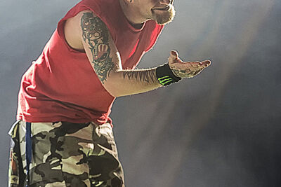 Five Finger Death Punch @ Rock Im Revier 2015, foto 43, foto's door Edwin Houdevelt - FrontView Magazine