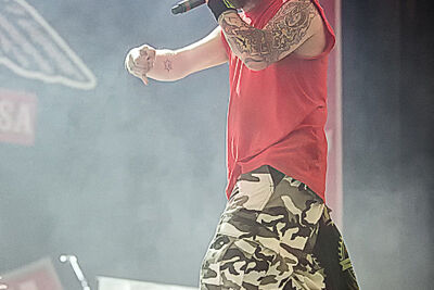 Five Finger Death Punch @ Rock Im Revier 2015, foto 44, foto's door Edwin Houdevelt - FrontView Magazine