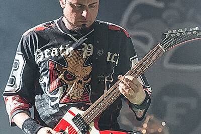 Five Finger Death Punch @ Rock Im Revier 2015, foto 48, foto's door Edwin Houdevelt - FrontView Magazine