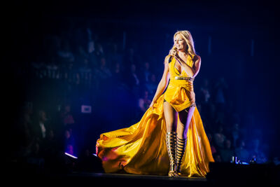 Helene Fischer - Farbenspiel @ Ethias Arena, picture 6, photographed by Elke Briers - FrontView Magazine
