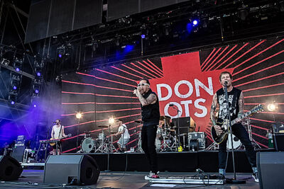 Donots @ Rock Am Ring 2015, foto 7, foto's door Edwin Houdevelt - FrontView Magazine